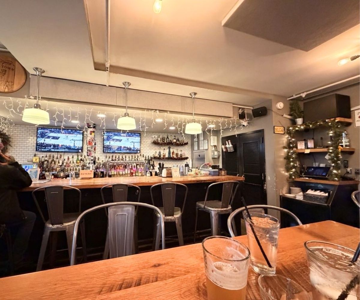 dining area at Public House in Manassas, VA