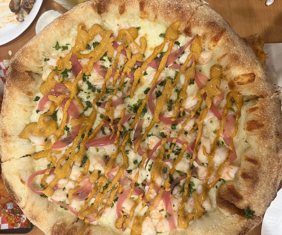 Shrimp Pizza at El Rincon Pizzeria and Wings in Rialto, California