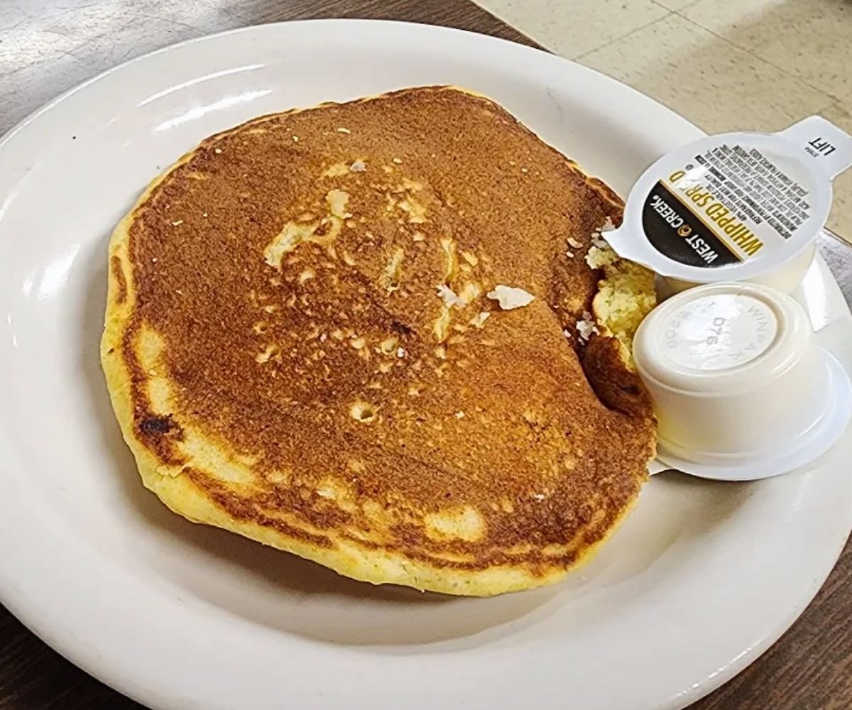 pancakes at lisa's fifth street diner in bowling green, kentucky