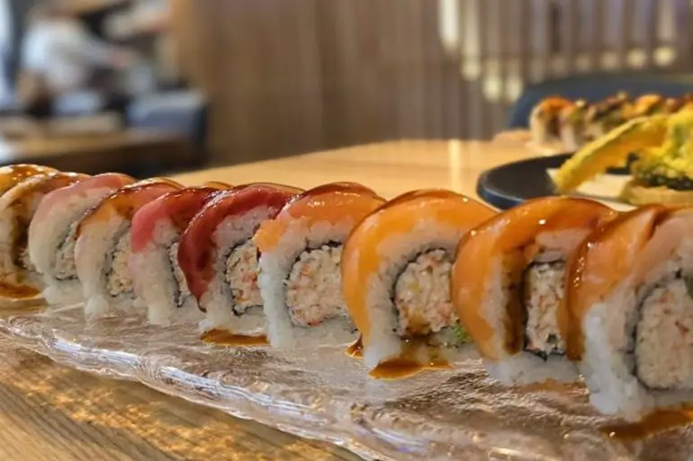 rainbow roll at tokyo table in sacramento, ca