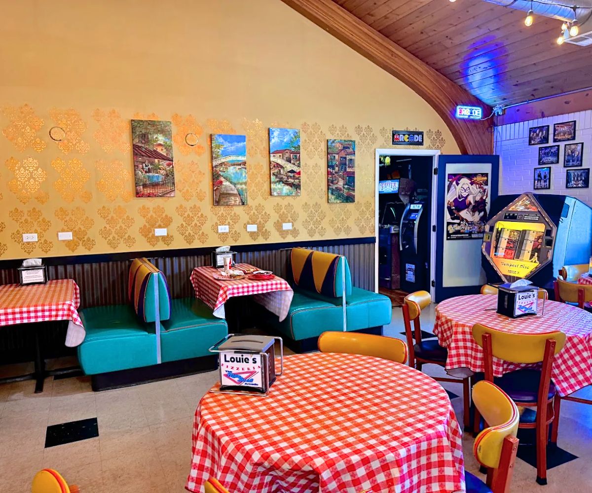 dining area at Louie's in Layton, Utah