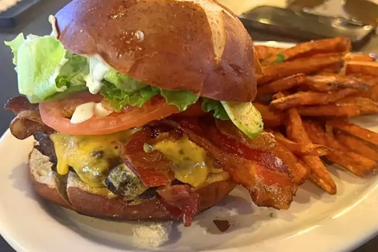 California Burger at Jackson Ave Pub in Naperville, Illinois