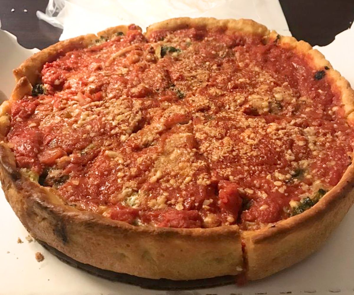 Spinach and Cheese Deep-dish at Georgio's in South Barrington, Illinois
