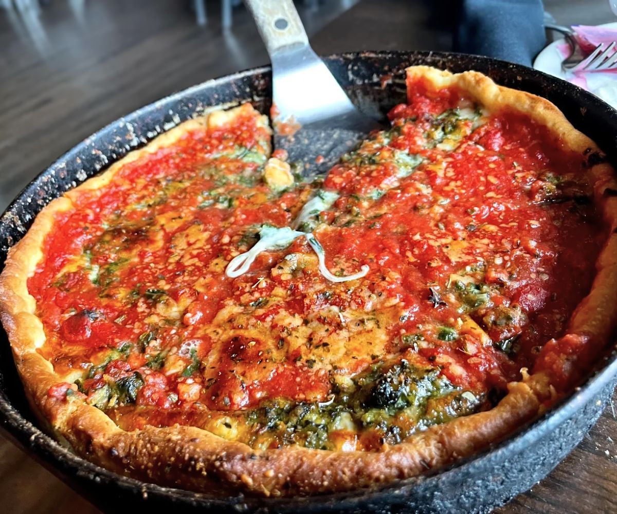 Deep-dish pizza at Georgio's in South Barrington, Illinois