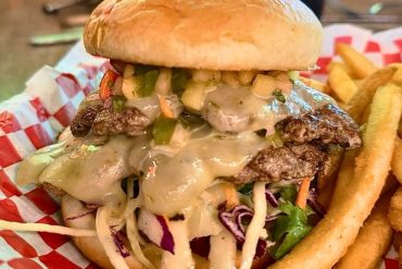 Maui Burger at Lola's in Roswell, Georgia