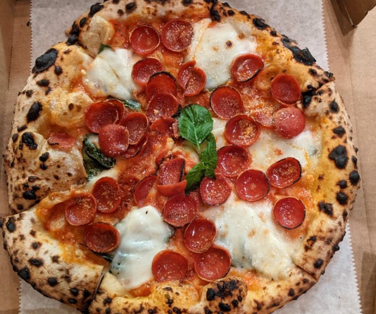Margherita Piu at Ema Rossi Pizzeria in Rockville, Maryland