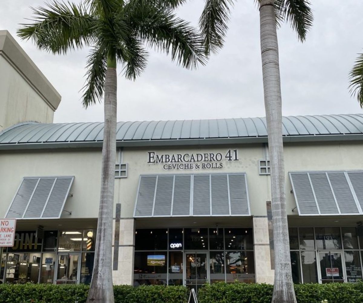 Exterior of Embarcadero 41 in Sunrise, Florida