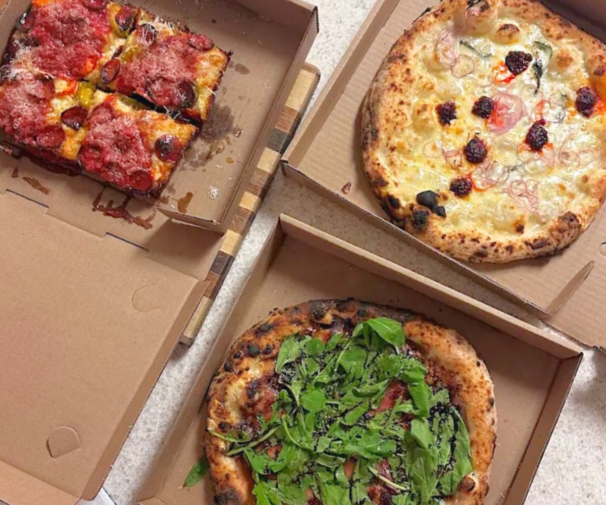 pizzas at jay's artisan pizza in buffalo, ny