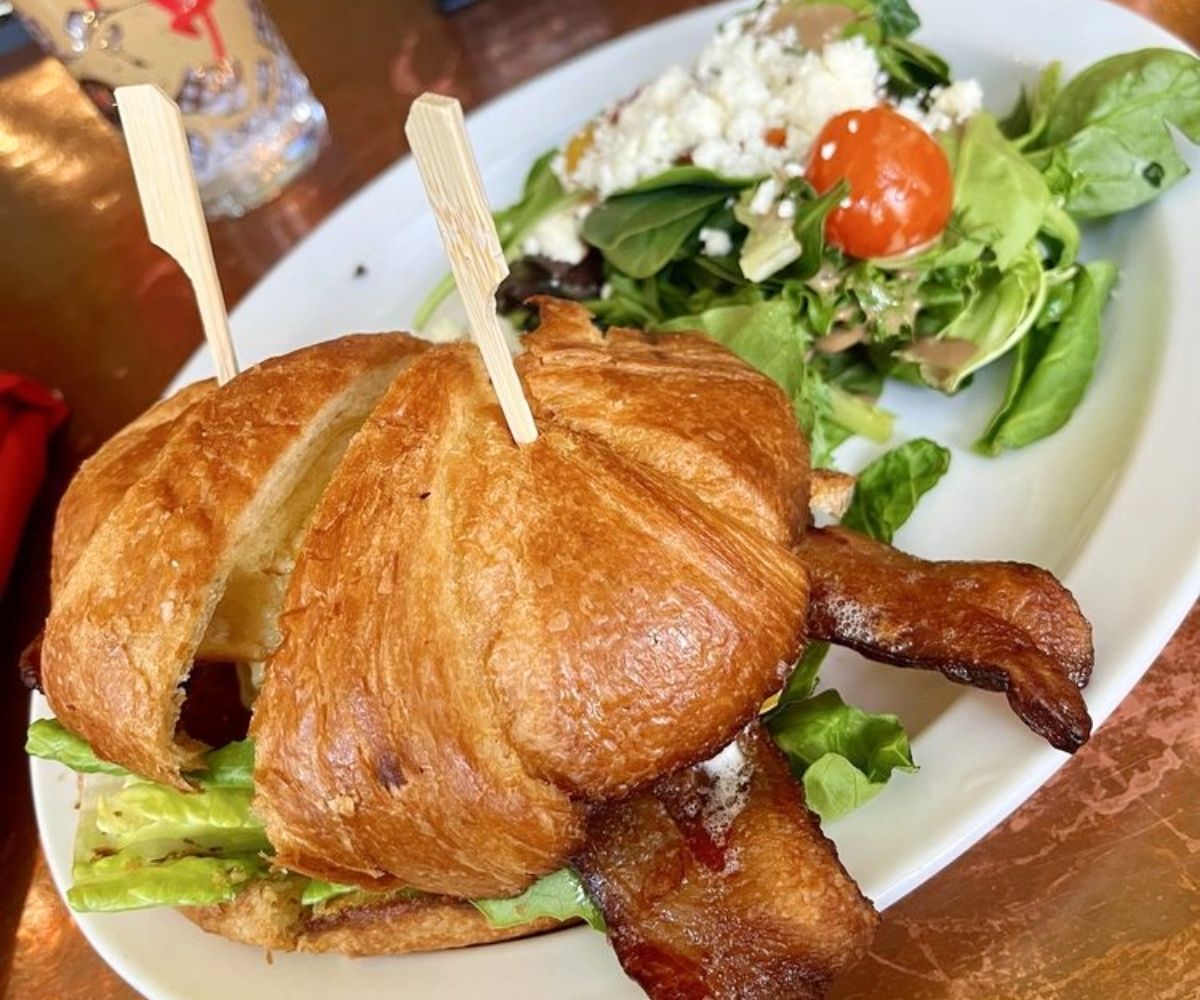 BLFGT at Otto's in Covington, Kentucky