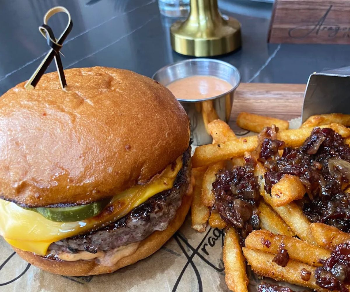 aragon burger at aragon tavern in lincoln nebraska