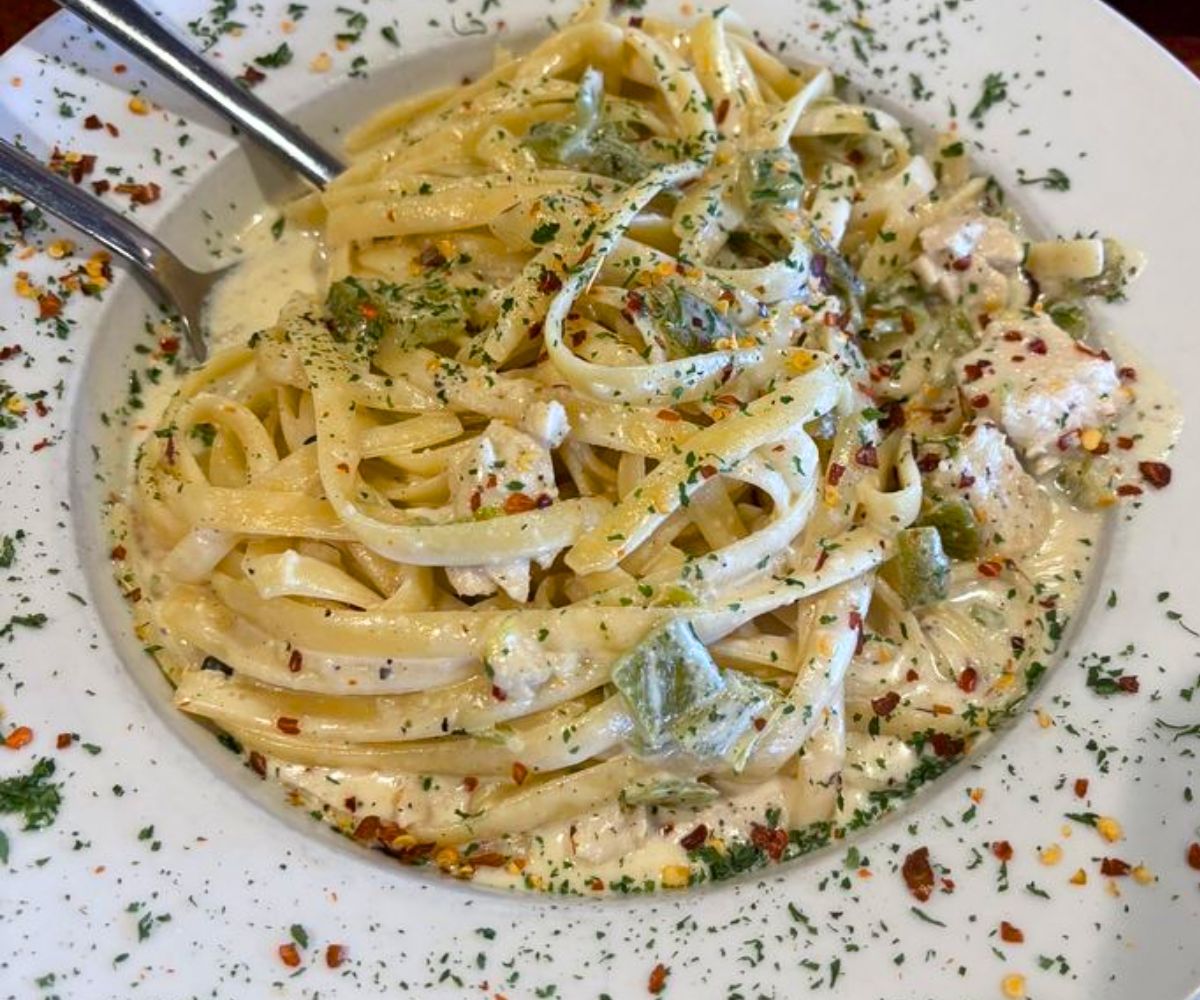 Green Chile Chicken Alfredo at Joe's Pasta House in Rio Rancho, NM