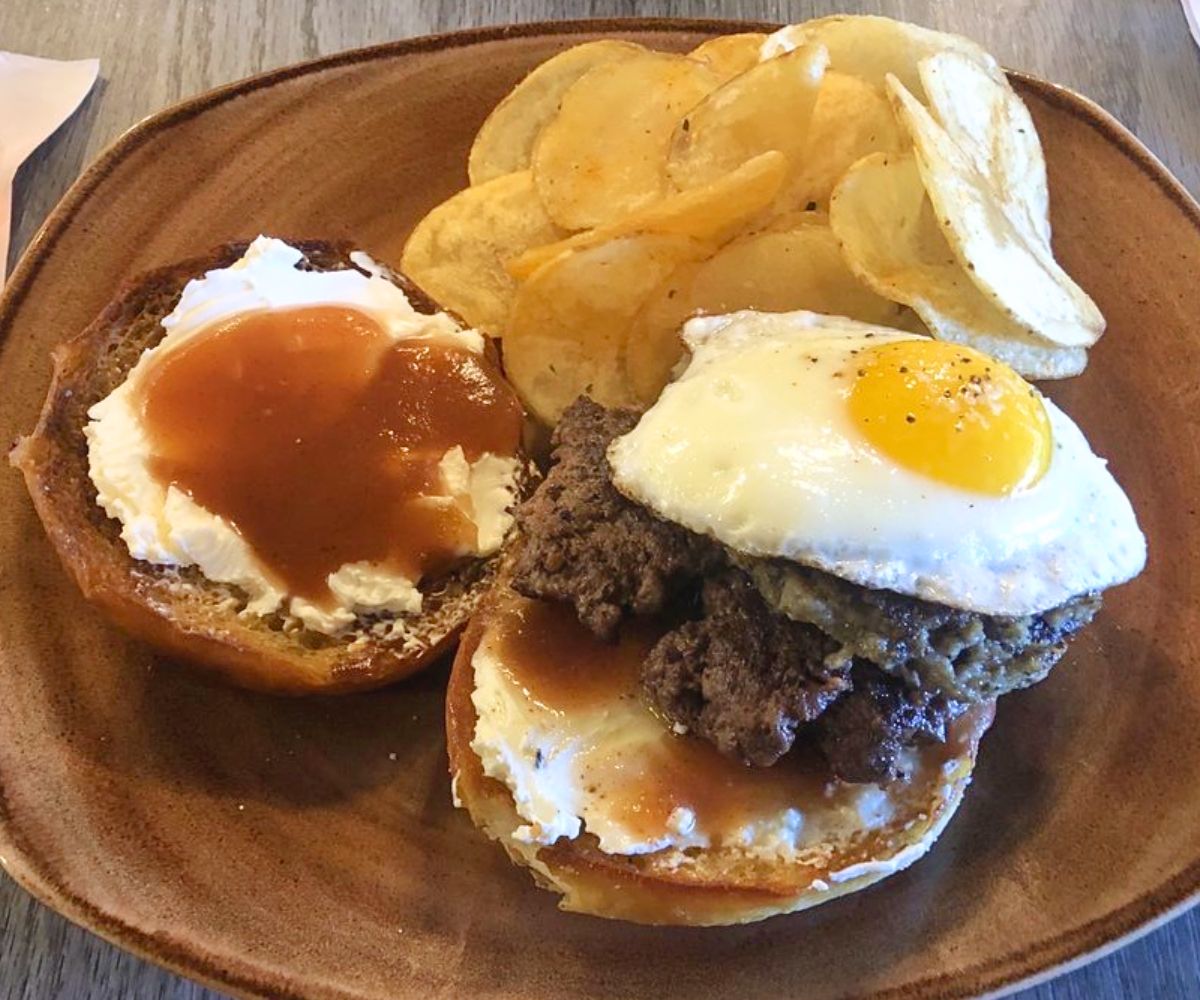 Dutch Burger at Brood & Barley, North Little Rock, AK