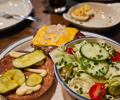 cheese burger at whiskey & the wolf in toledo, oh