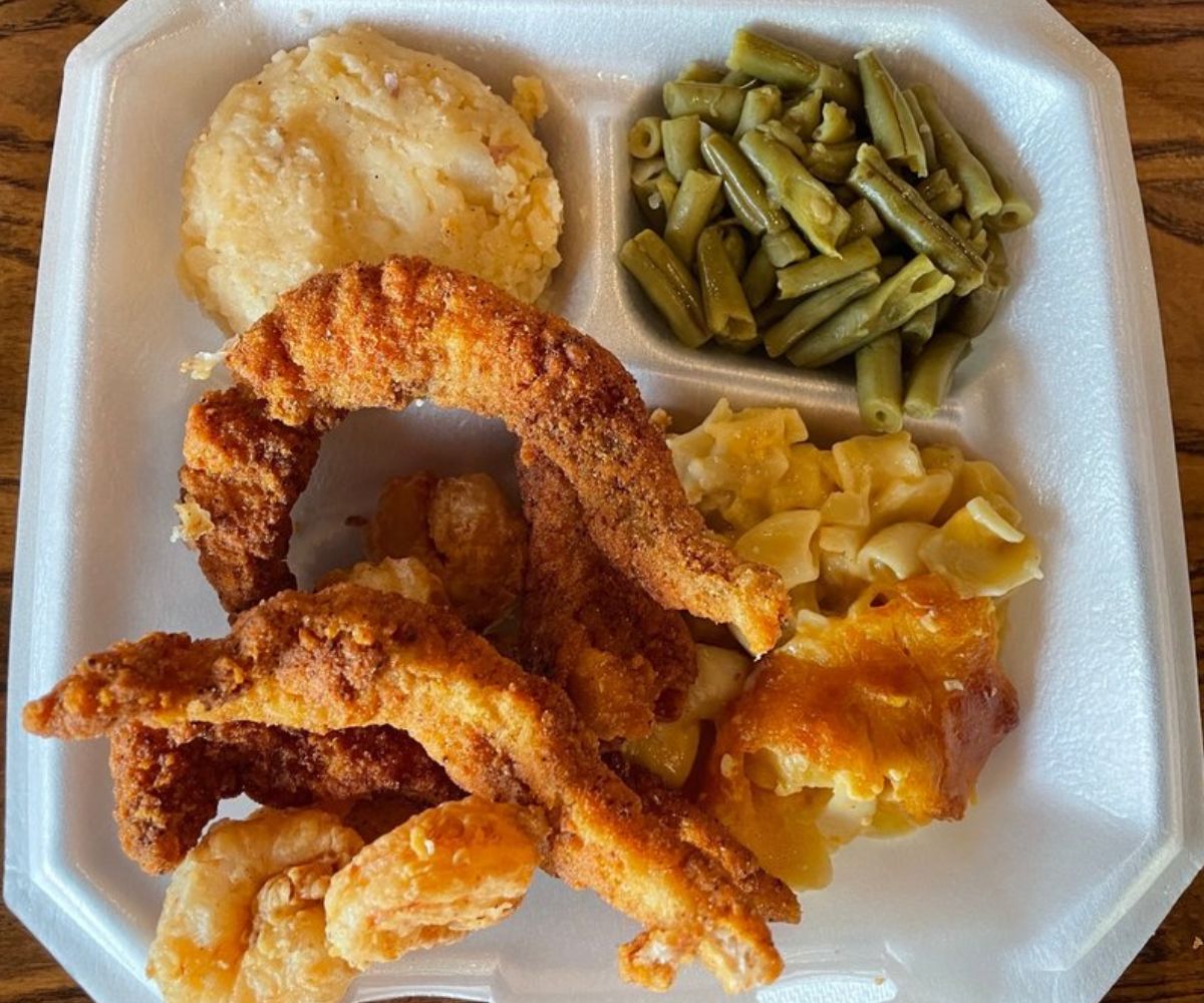 Fried Shrimp at Pamela's in Alexandria, Louisiana