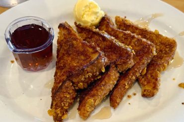 crunchy french toast at wildberries in mesa arizona