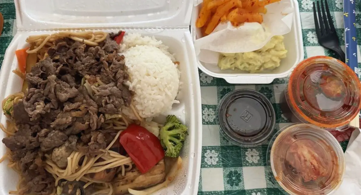 lunch bowl at Iron Pot in Kent, WA