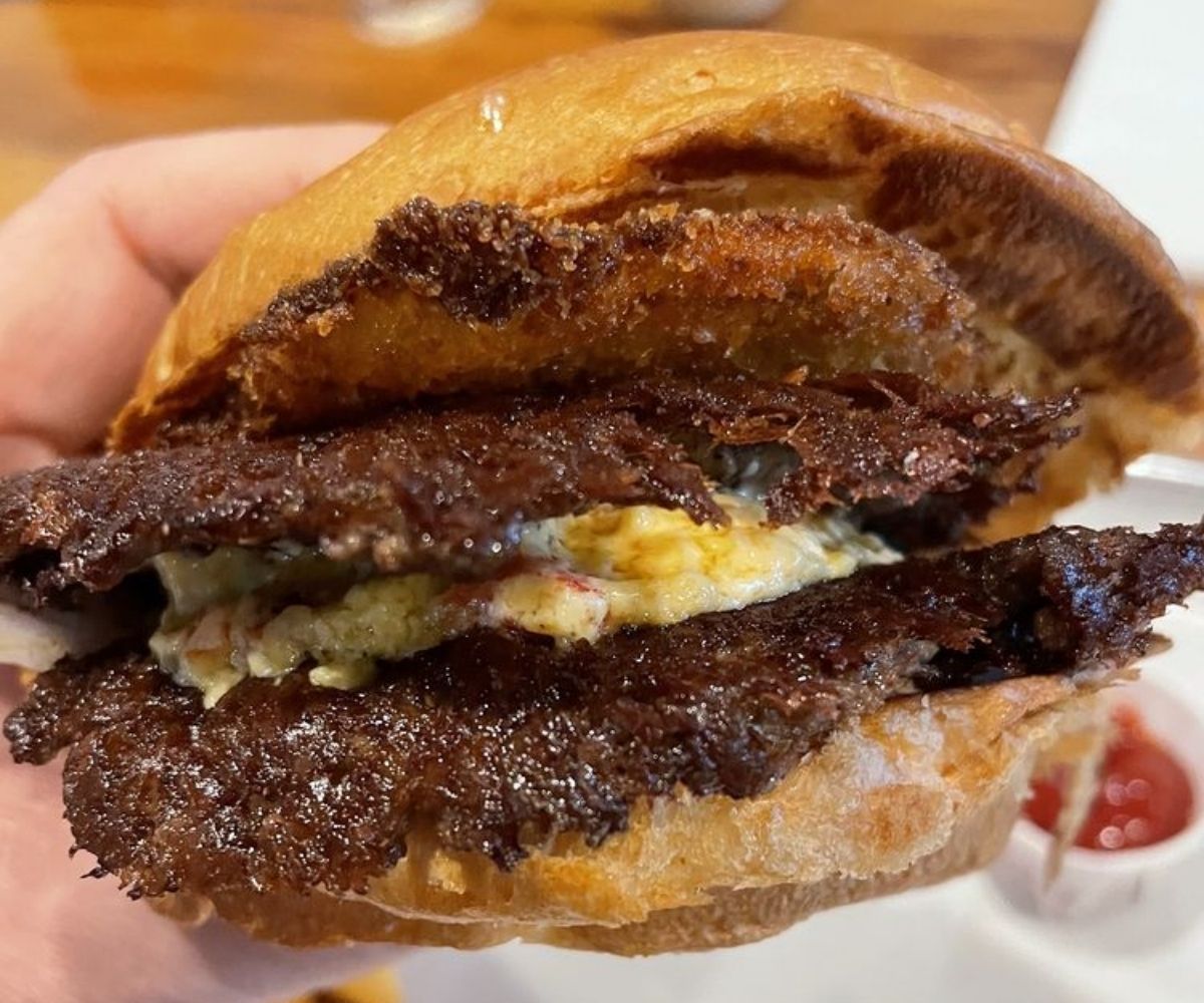 Double Pimento Burger at Mac's in St. Louis, MO