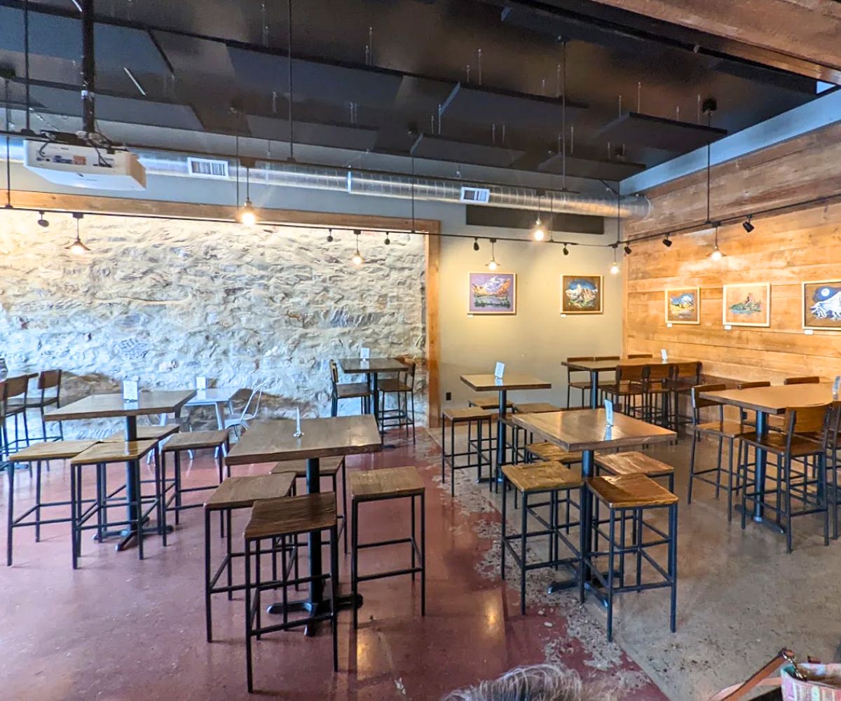 dining area at Cranky Sam in Missoula, Montana