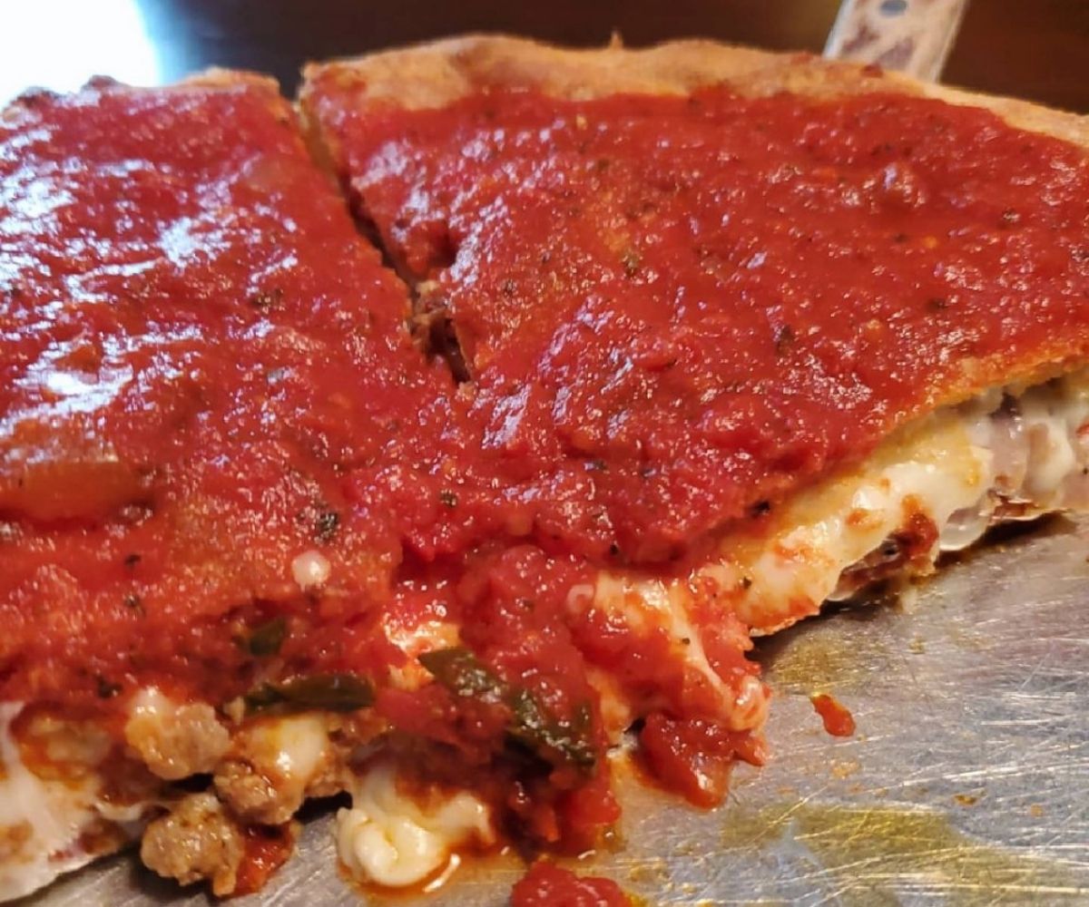 stuffed crust pizza pie at carmines pie house in jacksonville, florida