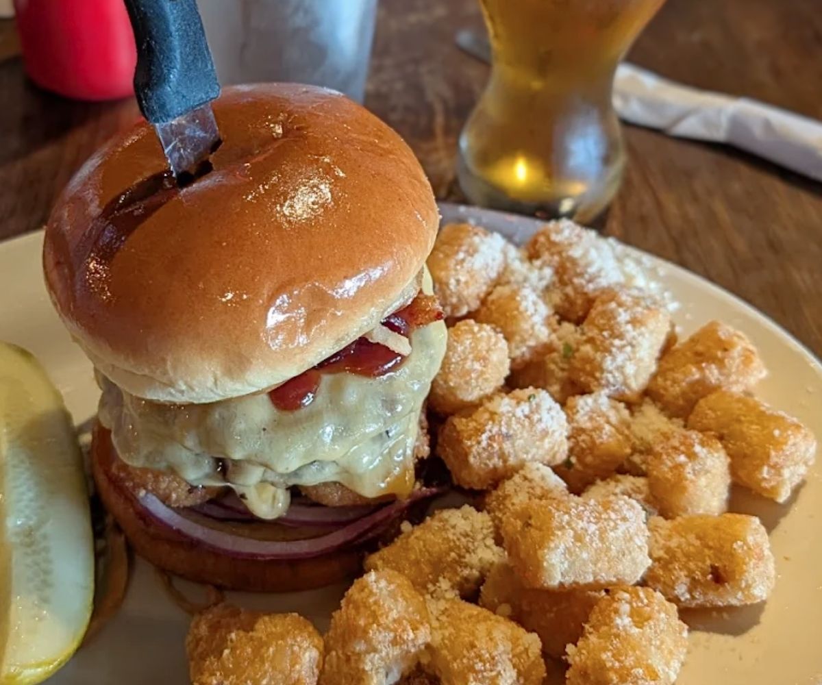 Chuckwagon Burger at Baker Street Burgers in Rocksford, Illinois