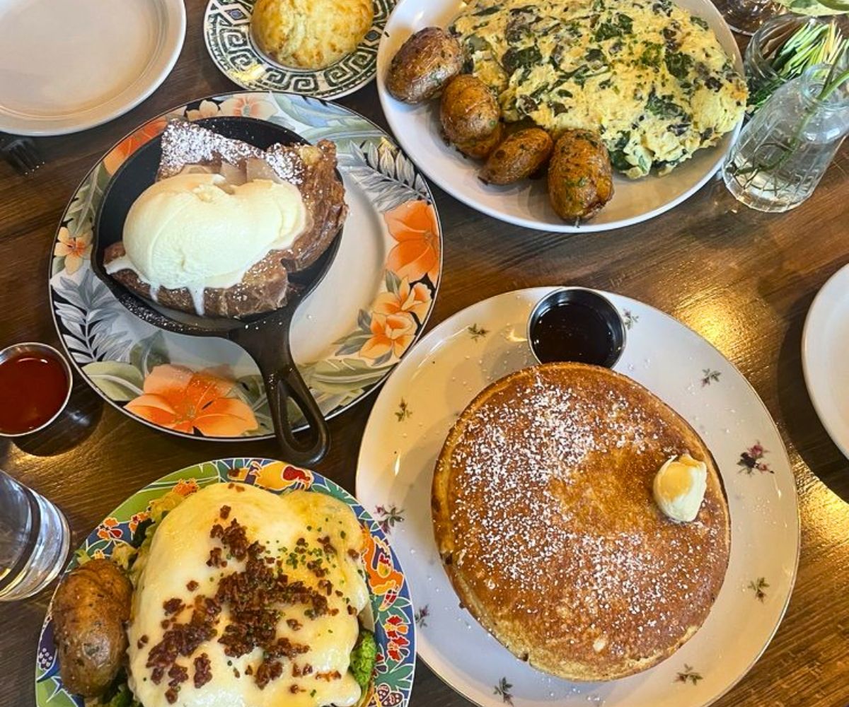 breakfast spread at Hen Mother Cookhouse in Johns Creek, Georgia