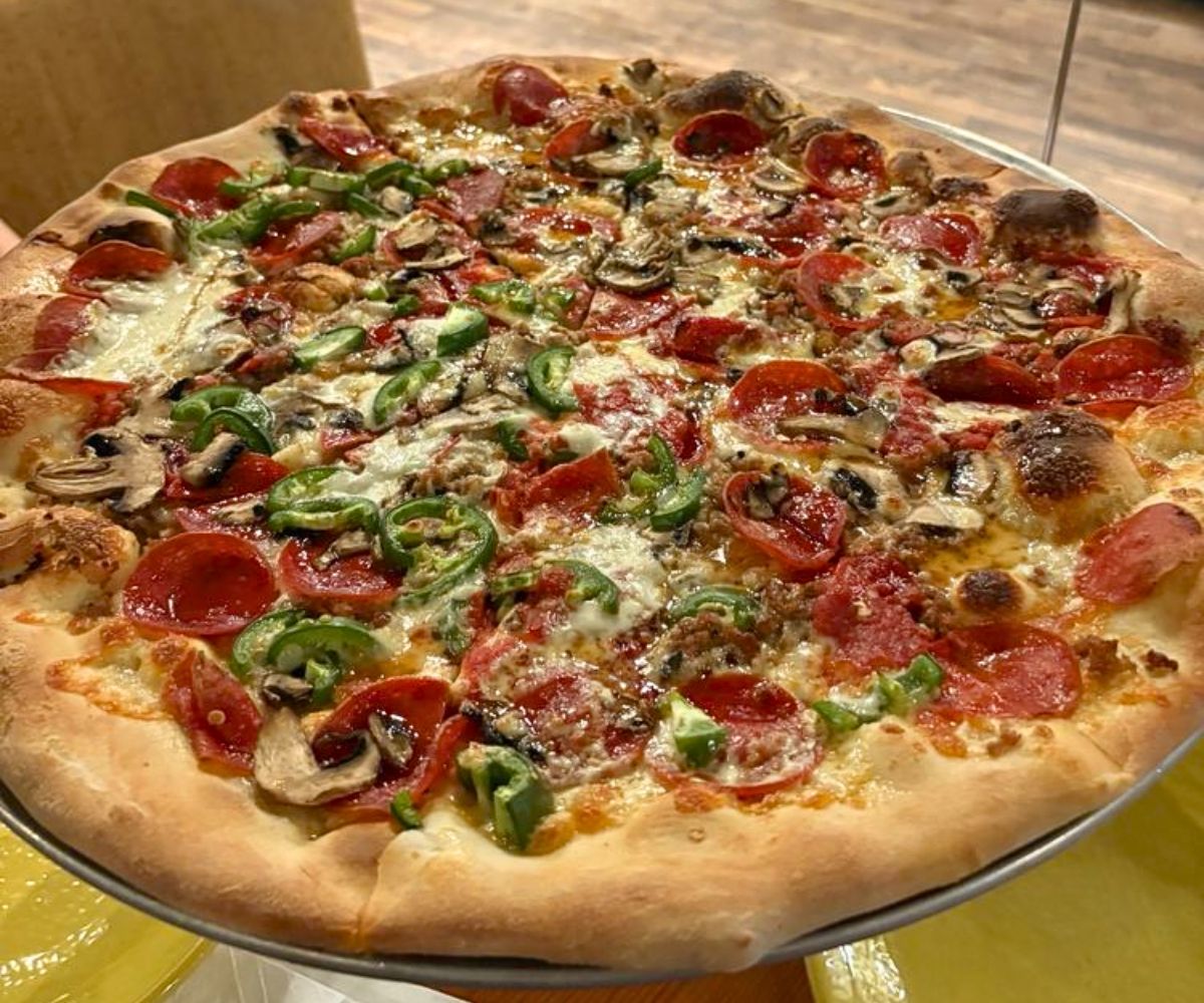 Burrata Sausage with Hot Honey at Best Pizza & Brew in Vista, California