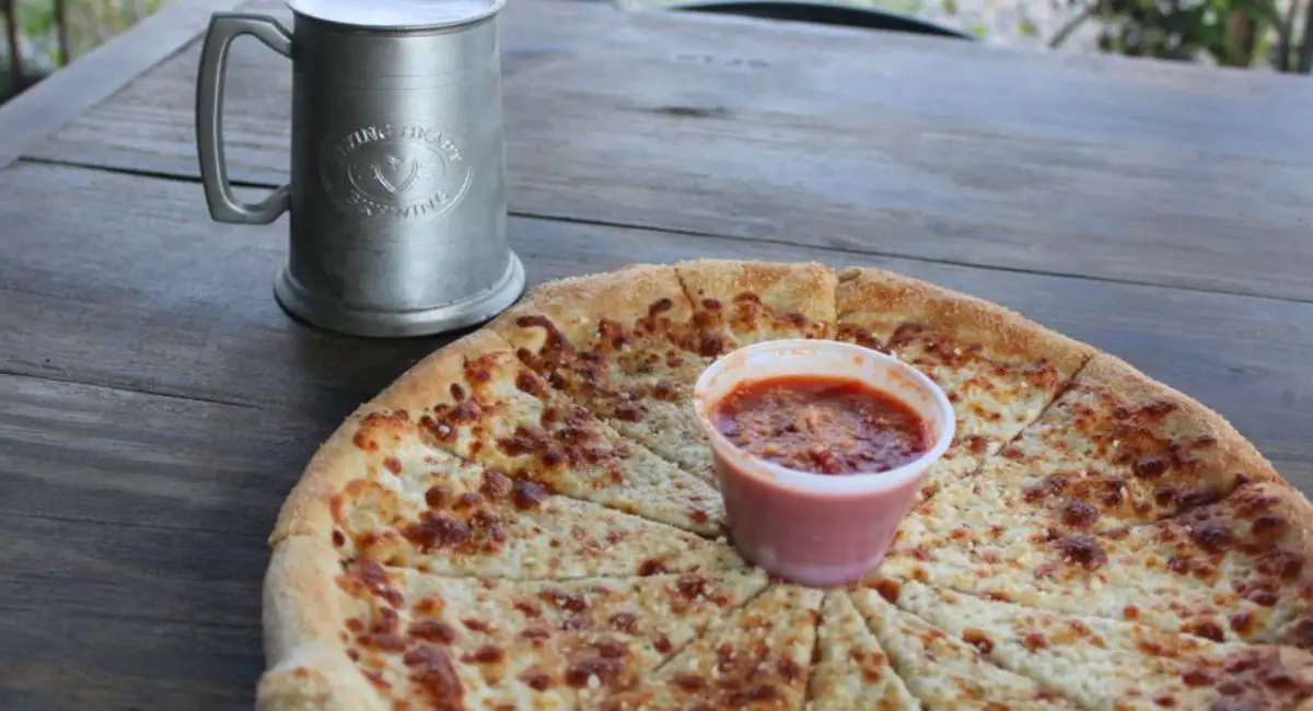 Firehouse cheese bread at Flying Heart Brewing & Pub in Bossier City, LA