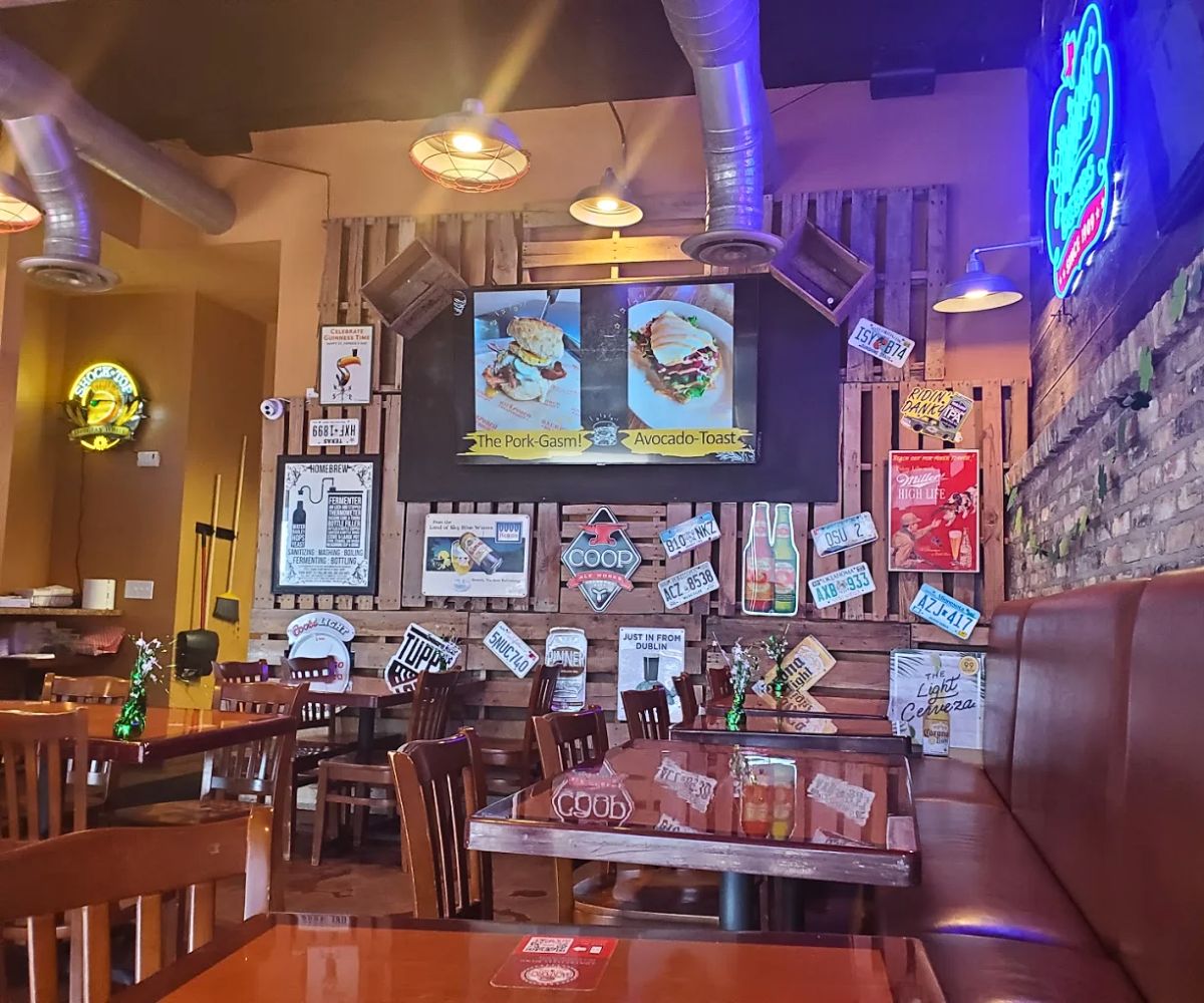 interior of Backporch Drafthouse in Lawton, OK