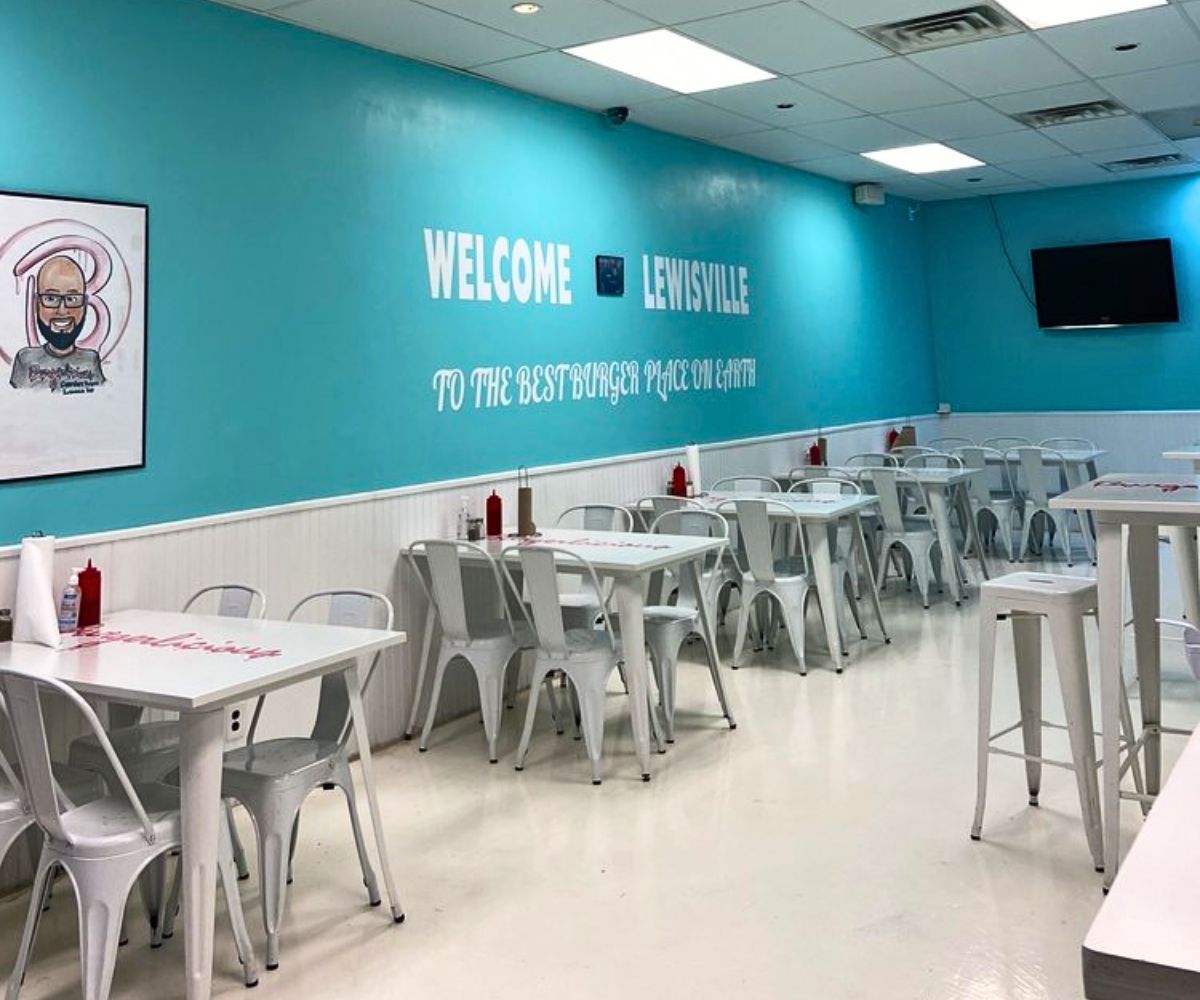 Interior of Burgerlicious in Lewisville, Texas