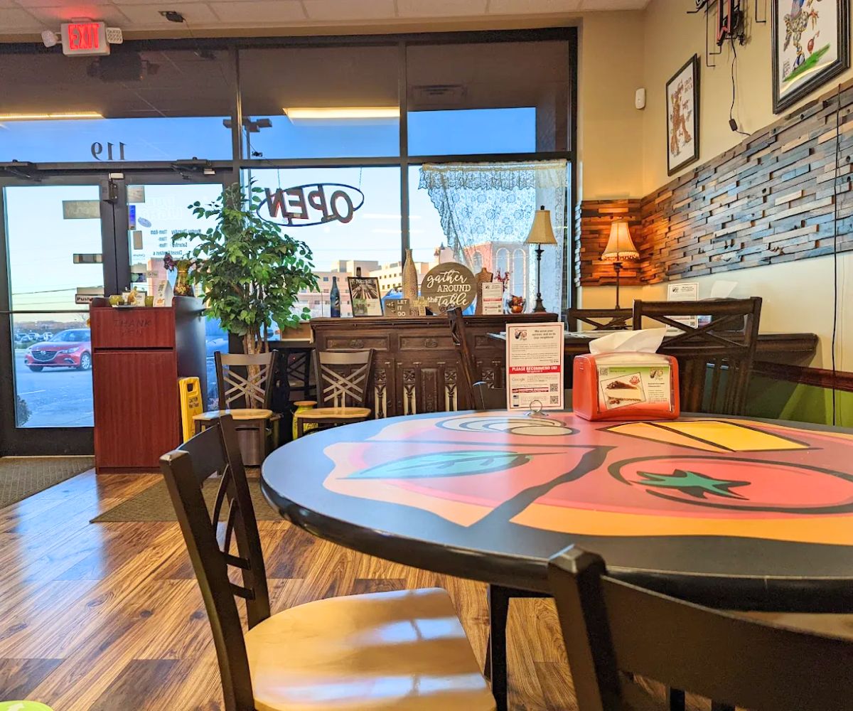 dining area at Caprigios Pizza in Clarksville, TN