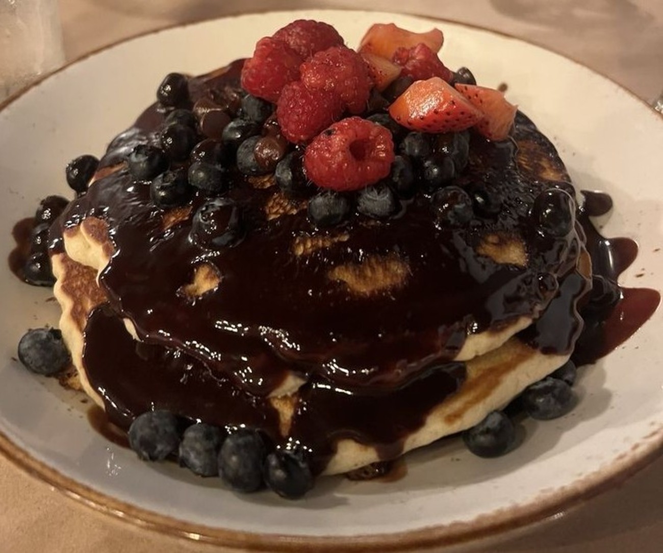 berries and fudge Bird and Bottle located in Tulsa, OK.