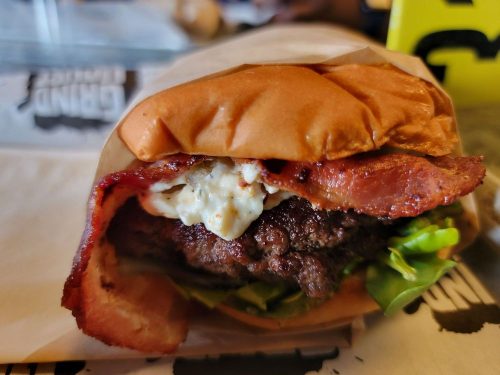 GRINDHOUSE KILLER BURGERS - Burger