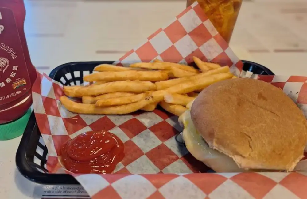 Burger at Mr B's Burger Pub in Pantego, TX