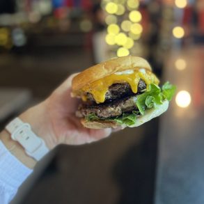 THE BURGER JOINT Burger