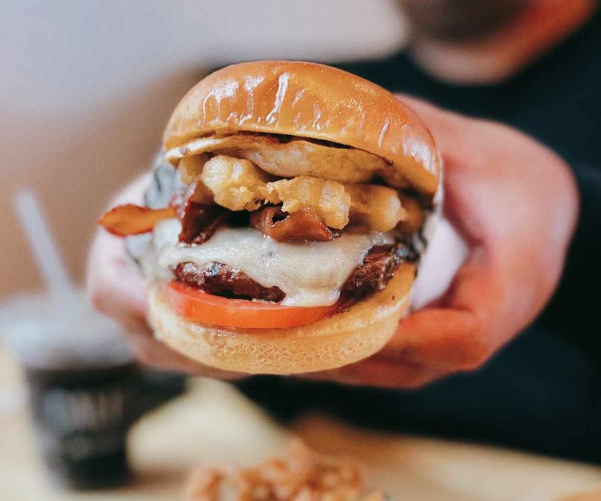 burger at Calikid burgers in Livermore, CA