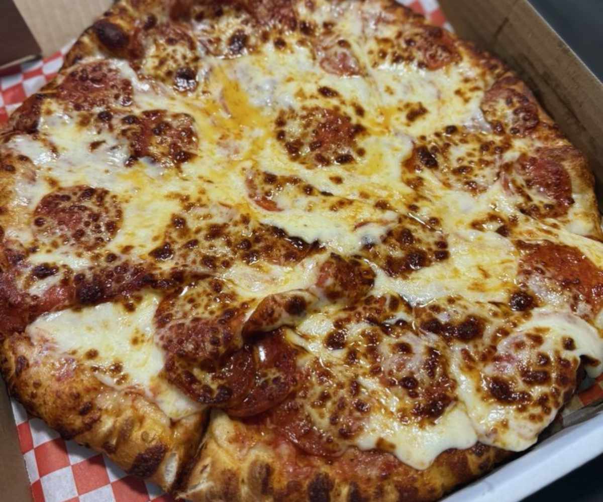 pizza at red maple Lane in Moreno Valley, CA