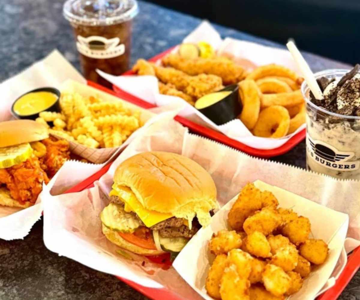 al's burgers in Davenport iowa