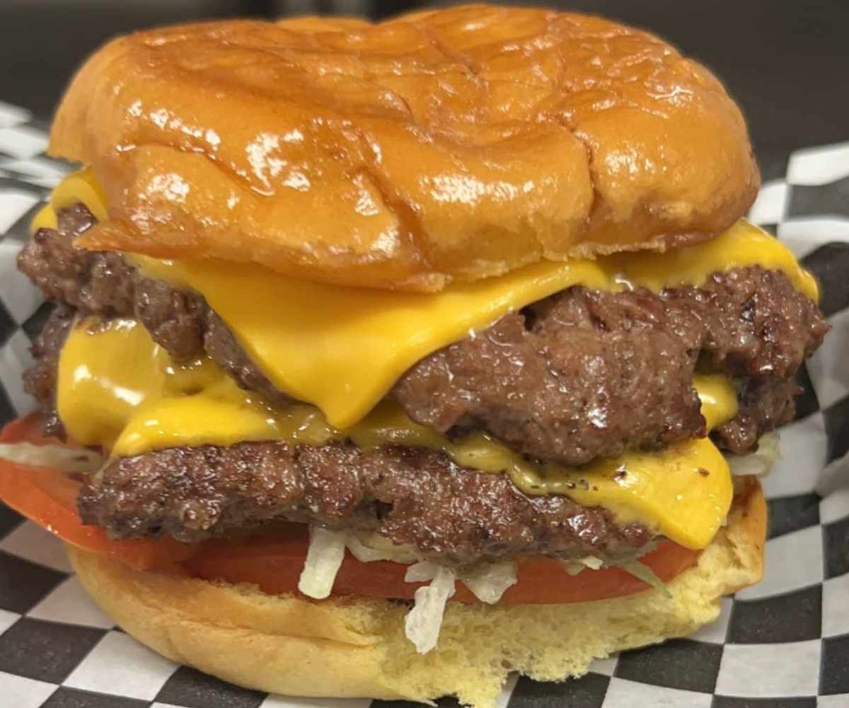 Double cheeseburger