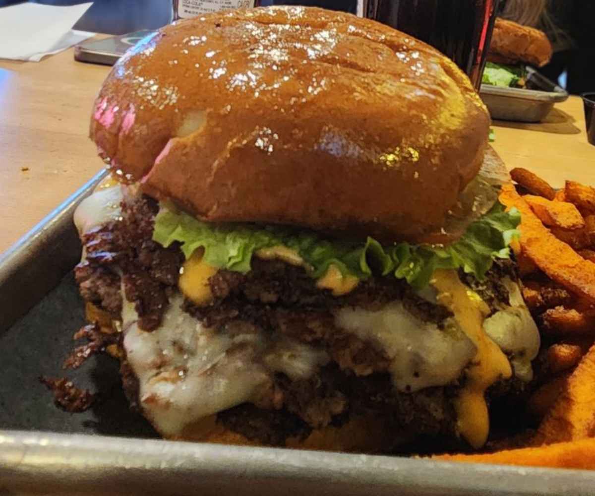 huge smashburger at tall guys burgers and fries in San Angelo texas