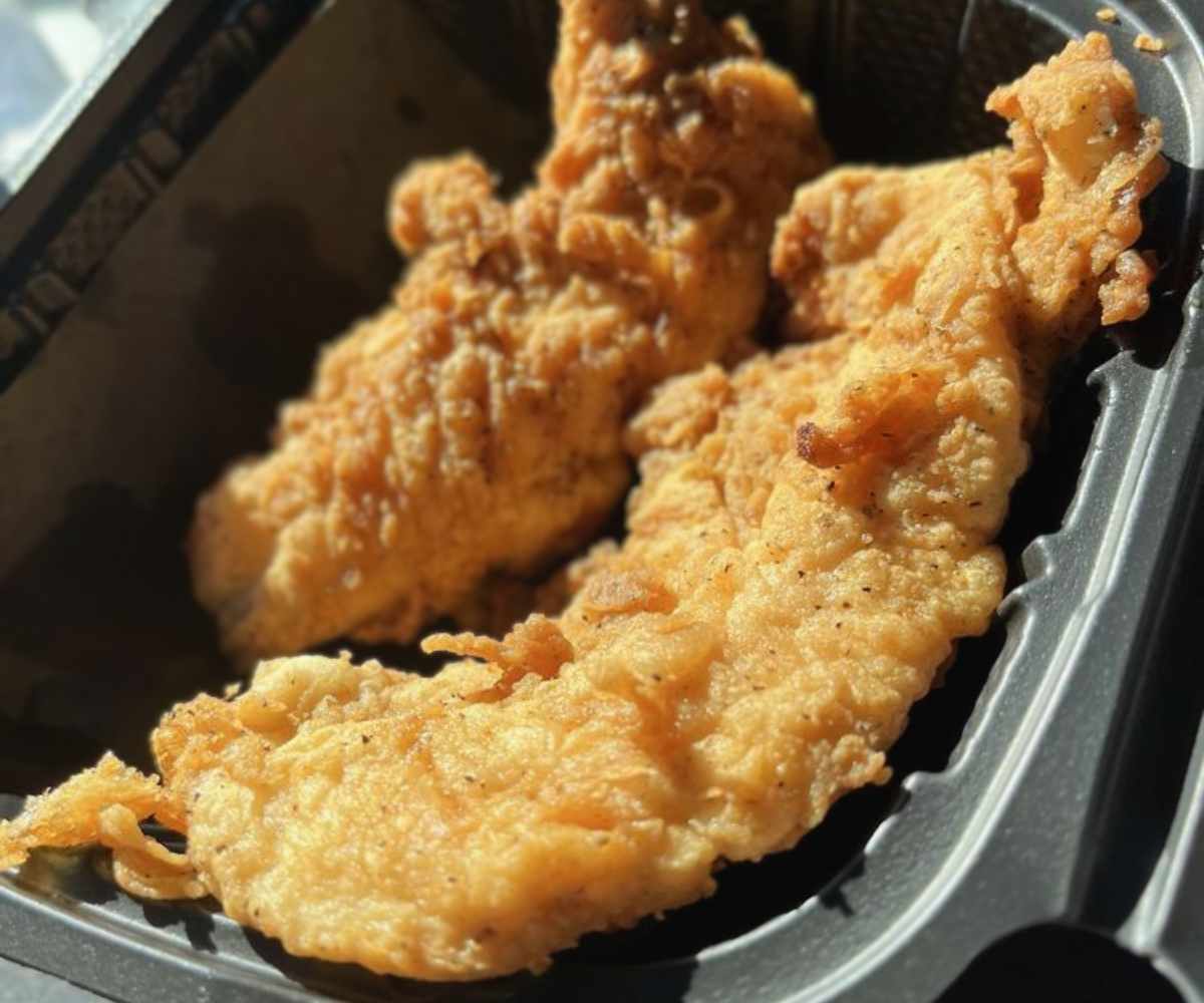 chicken tenders at tall guys burgers and fries