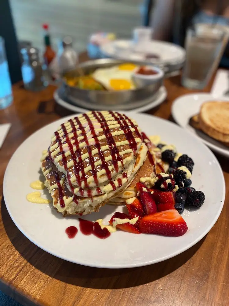 WILDBERRY PANCAKES AND CAFE Breakfast