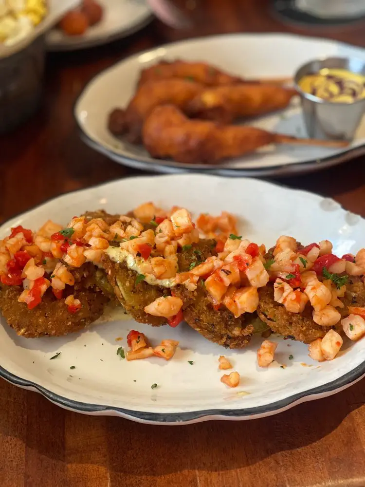 MOONSHINE GRILL Restaurant