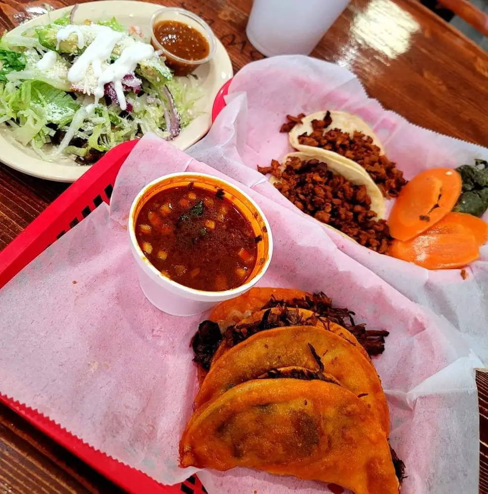 TACOS LA VILLA Tacos