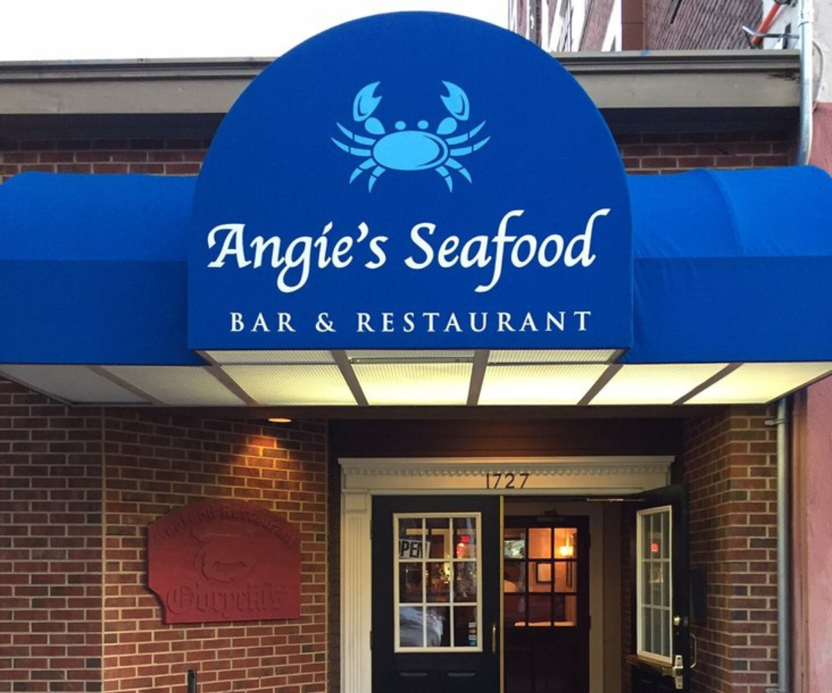 Exterior entrance of Angie's Seafood