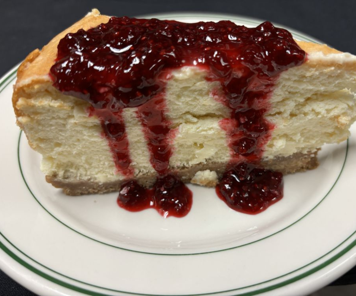 Cheesecake with Raspberry Topping