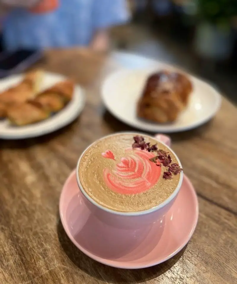 REMI FLOWER & COFFEE