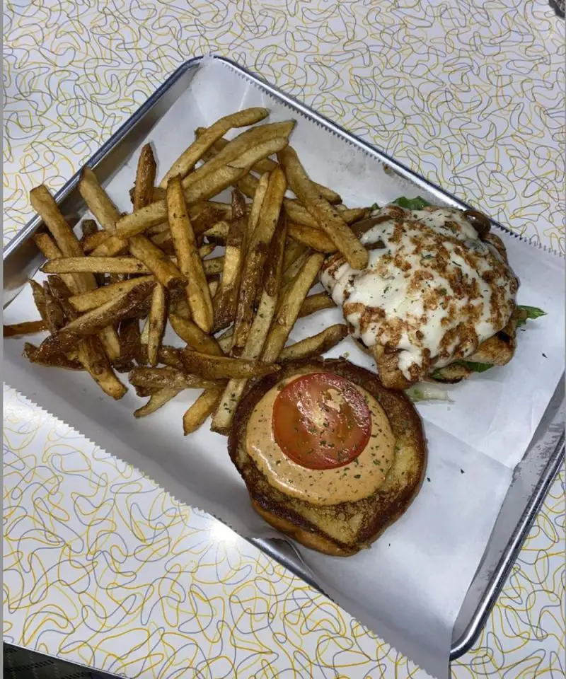 M&O STATION GRILL+COCKTAILS