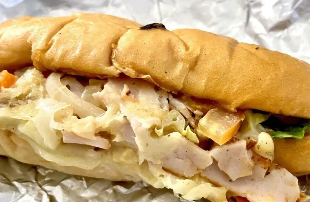 GINO'S DELI STOP N BUY