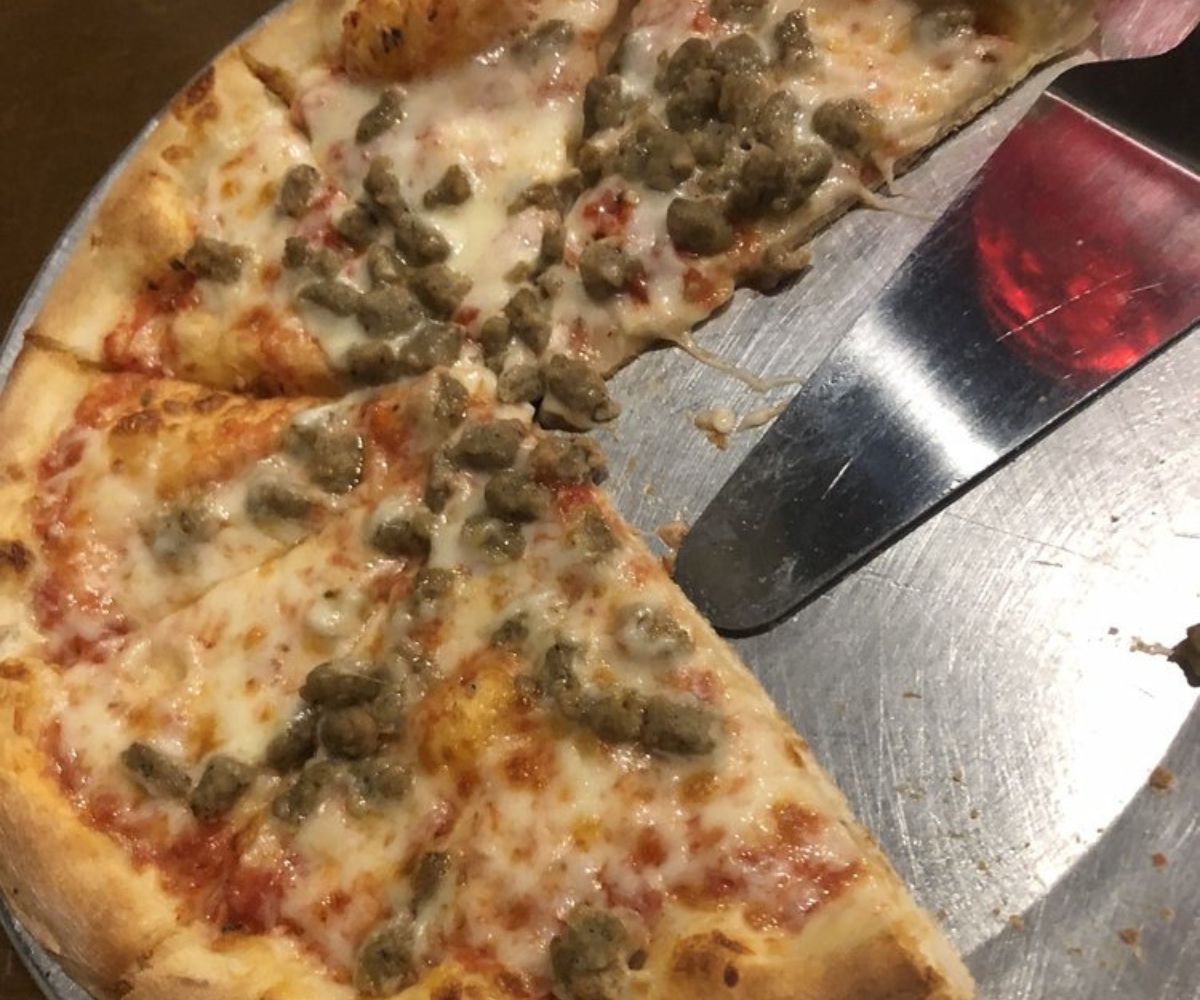 Sausage pizza menu