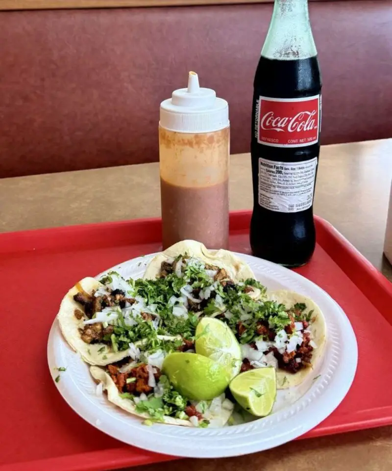 TACOS LA BANQUETA
